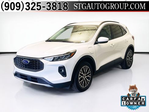 Used 2023 Ford Escape SE image 1