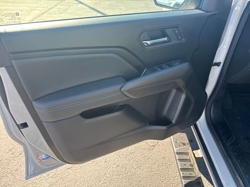 New 2026 GMC Canyon Elevation w/ Convenience Package image 9