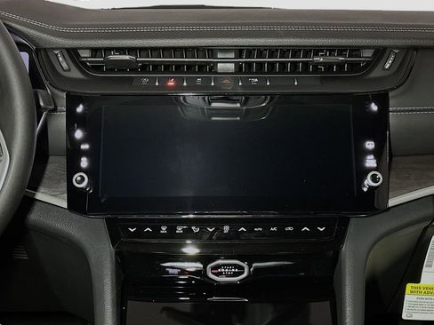 New 2026 Jeep Grand Cherokee Altitude AWD/4WD image 9