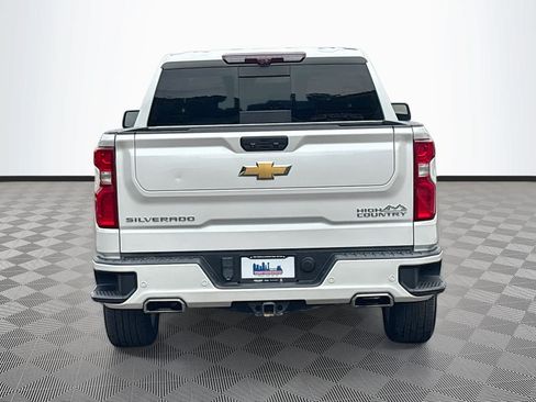 Used 2023 Chevrolet Silverado 1500 High Country w/ High Country Premium Package AWD/4WD image 6