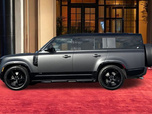 New 2026 Land Rover Defender 130 V8 image 3