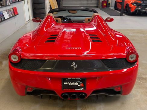 Used 2014 Ferrari 458 Spider RWD image 9