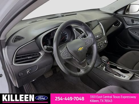 Used 2024 Chevrolet Malibu RS FWD image 8