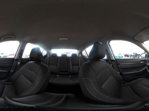 Used 2025 Nissan Altima 2.5 SV image 41