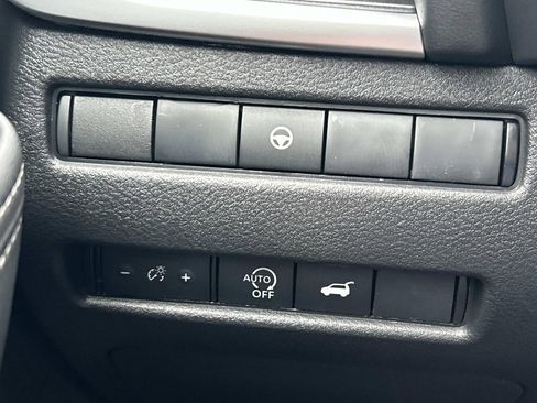 New 2026 Nissan Rogue SV FWD image 27
