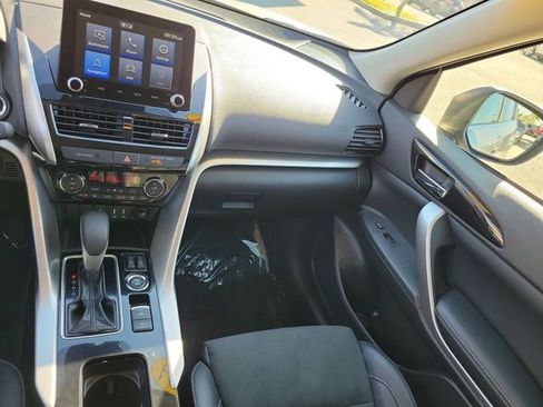 Used 2024 Mitsubishi Eclipse Cross SE image 17