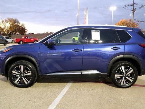 Certified 2023 Nissan Rogue Platinum w/ Platinum Premium Package image 2