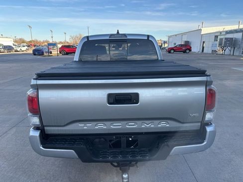 Used 2022 Toyota Tacoma TRD Sport image 28
