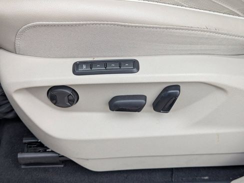 Used 2024 Volkswagen Atlas SEL Premium R-Line image 24