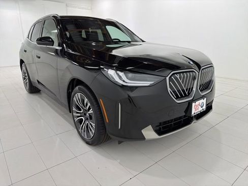 Used 2025 BMW X3 xDrive30i w/ Premium Package image 7