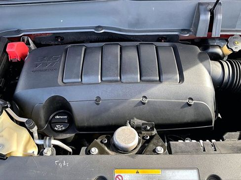 Used 2013 Buick Enclave Premium image 32