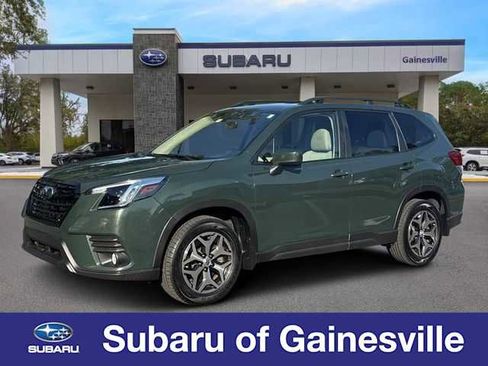 Used 2022 Subaru Forester Premium w/ Popular Package #3 AWD/4WD image 1