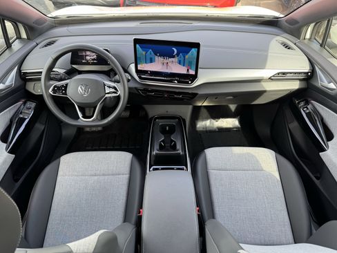 Certified 2025 Volkswagen ID.4 Pro image 56