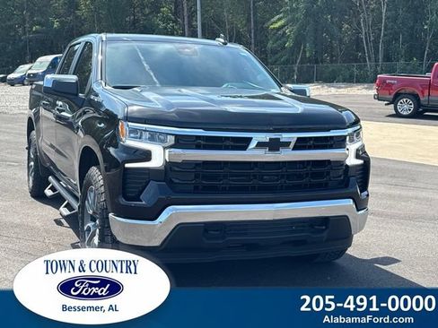 Used 2026 Chevrolet Silverado 1500 LT w/ Leather Package AWD/4WD image 1