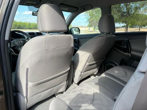 Used 2010 Toyota RAV4 2WD image 9