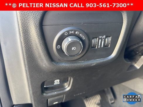 Used 2024 Jeep Grand Cherokee Limited image 12