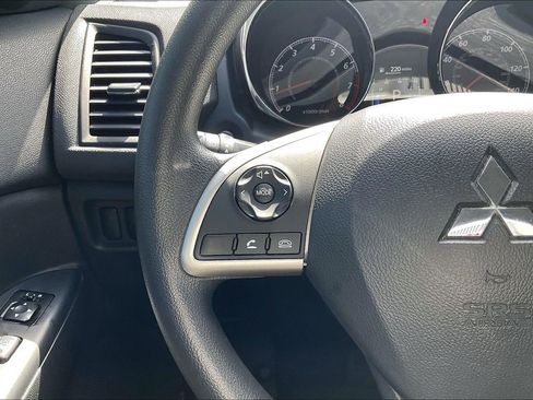 Used 2020 Mitsubishi Outlander Sport ES image 17