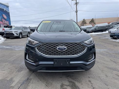 Used 2024 Ford Edge SEL image 5