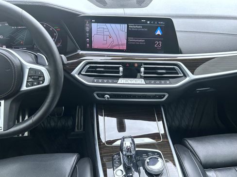 Used 2020 BMW X7 M50i w/ Dynamic Handling Package AWD/4WD image 12