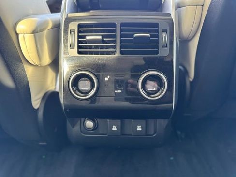 Used 2021 Land Rover Range Rover Sport HSE Silver Edition image 23