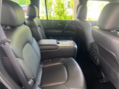 Certified 2023 Nissan Armada SL w/ Midnight Edition Package AWD/4WD image 16