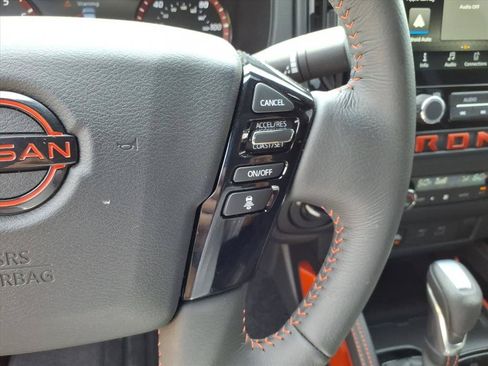 Used 2025 Nissan Frontier PRO-4X AWD/4WD image 30