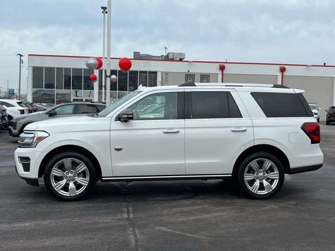 Used 2024 Ford Expedition King Ranch image 7