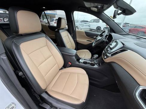 Used 2024 Chevrolet Equinox Premier image 30