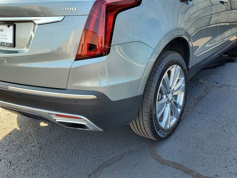 Certified 2024 Cadillac XT5 Premium Luxury w/ LPO, Floor Liner Package AWD/4WD image 9