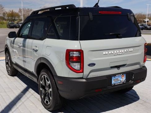 Used 2022 Ford Bronco Sport Outer Banks w/ Tech Package image 3