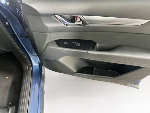 Used 2021 MAZDA CX-5 Sport FWD image 29