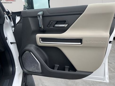 New 2026 GMC Hummer EV 2X image 10