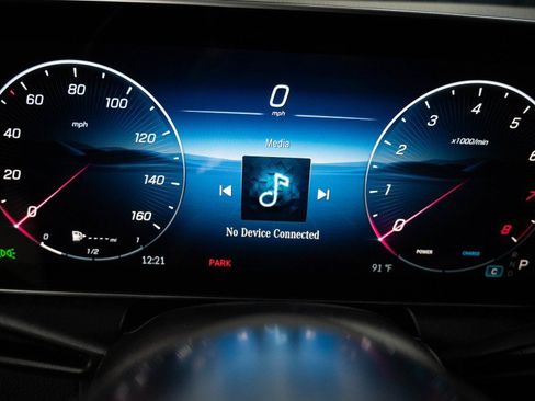 Certified 2026 Mercedes-Benz GLC 300 image 27