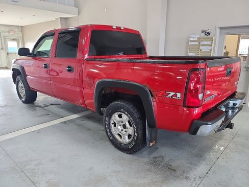 Used 2006 GMC Sierra 1500 SLE w/ Onstar Plus Package image 7