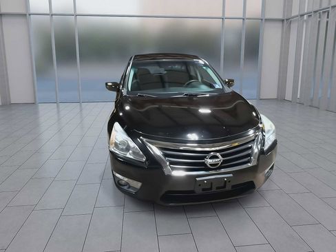 Used 2015 Nissan Altima 2.5 SV FWD image 3