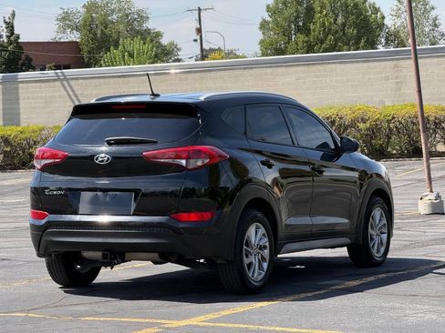 Used 2017 Hyundai Tucson SE w/ SE Popular Package 02 FWD image 5