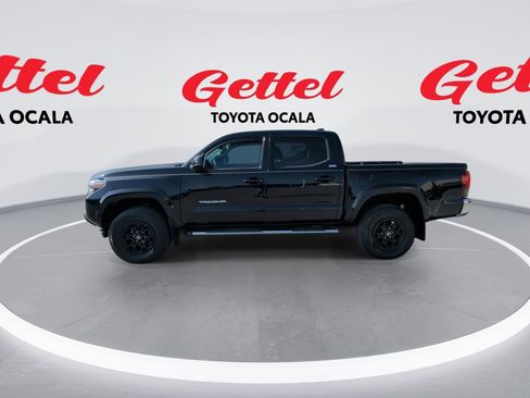 Used 2020 Toyota Tacoma TRD Sport image 5