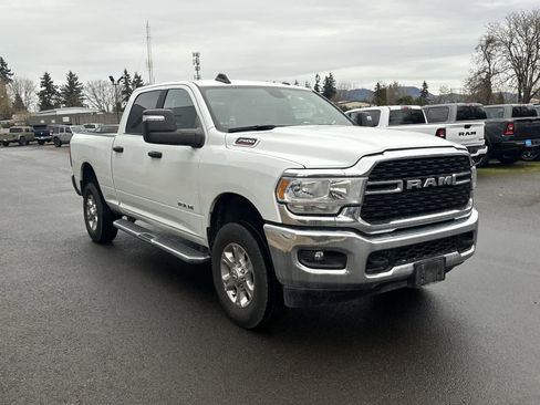 Used 2024 RAM 2500 Big Horn image 7