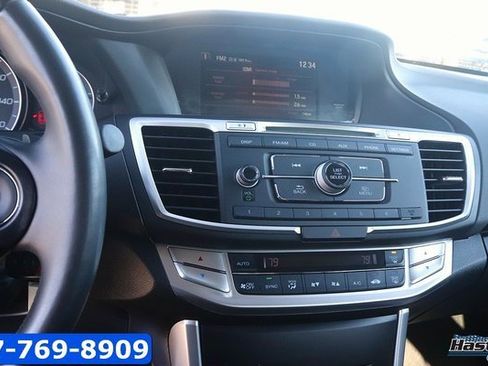 Used 2015 Honda Accord Sport image 18