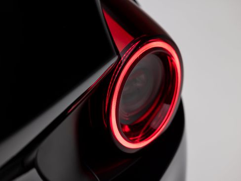 Used 2020 Ferrari Portofino RWD image 43