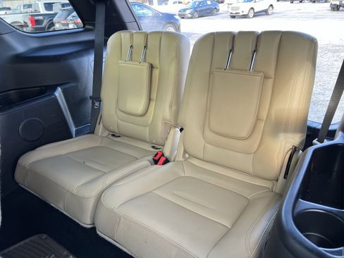 Used 2016 Ford Explorer XLT w/ Equipment Group 202A image 25