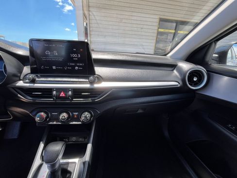 Used 2024 Kia Forte LXS FWD image 32
