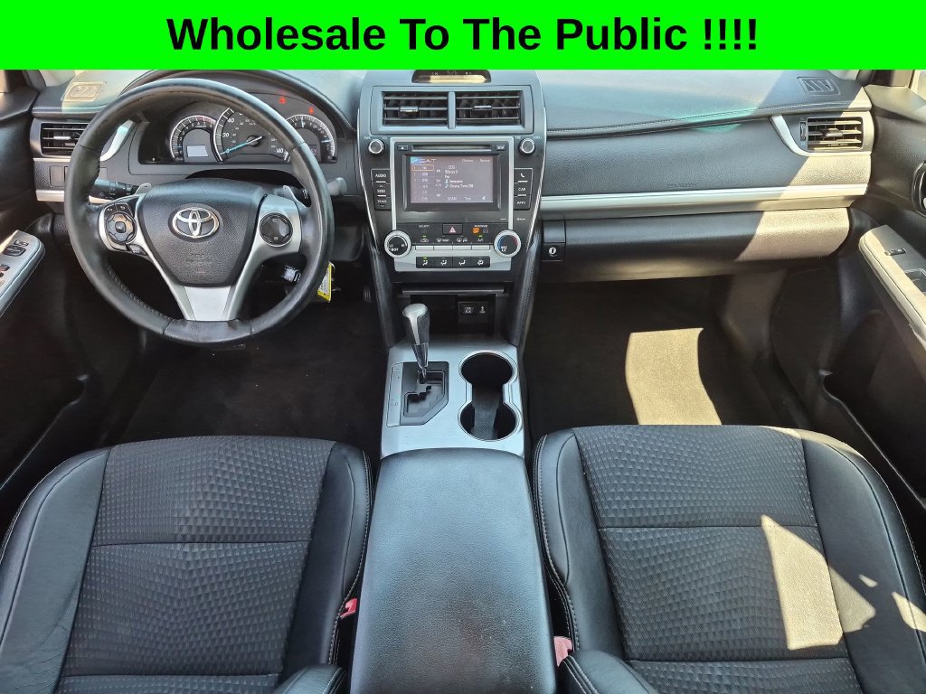 Used 2014 Toyota Camry SE w/ Moonroof Package FWD image 21