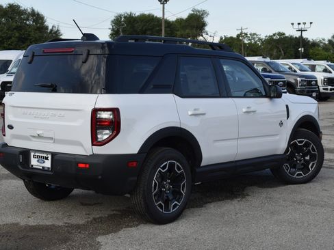 New 2025 Ford Bronco Sport Outer Banks image 6