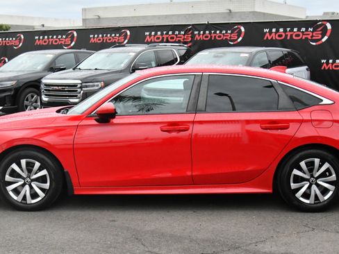 Used 2022 Honda Civic LX image 4
