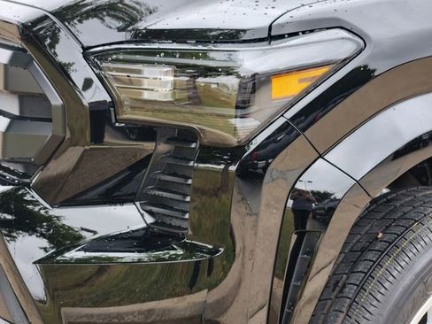 New 2025 Toyota Tacoma SR5 AWD/4WD image 7
