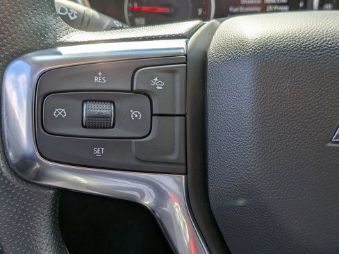 Used 2025 Chevrolet Blazer LT FWD image 20