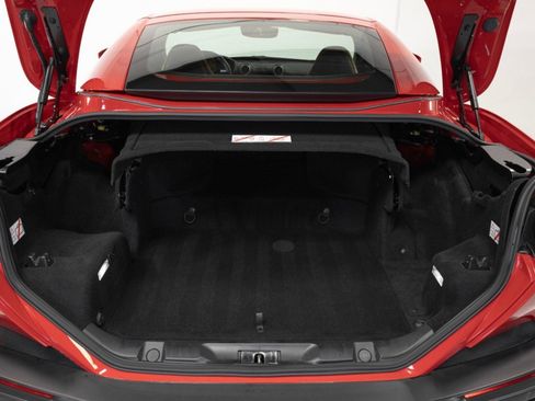 Used 2019 Ferrari Portofino RWD image 59