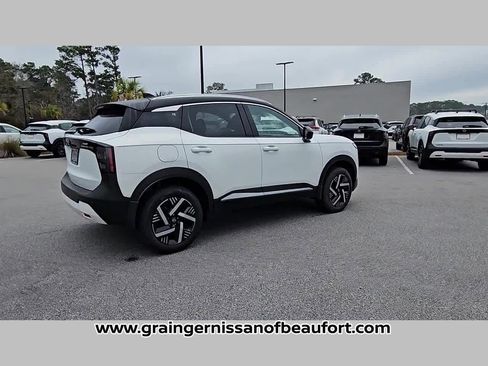 New 2026 Nissan Kicks SV w/ SV Premium Package image 31