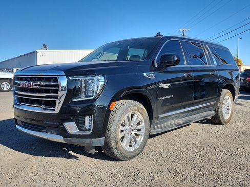 Used 2021 GMC Yukon XL SLT image 1